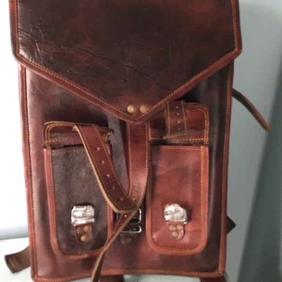 Handmade World Brown Vintage Leather Backpack - Picture 12 of 16